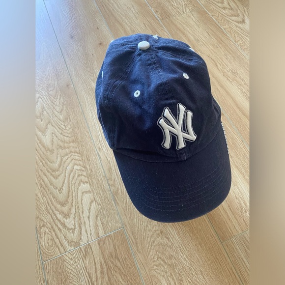 Womens vintage navy New York Yankees hat - Picture 2 of 5